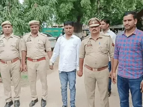 आगरा GRP के हाथ लगी बड़ी कामयाबी: 25 हजार का इनामी गैंगस्टर ‘कालिया’ दबोचा, 5 थानों में दर्ज हैं 12 संगीन मुकदमे!