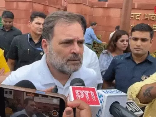 “ट्रम्प ने सही कहा, इंडियन इकोनॉमी मर चुकी है; इसे मोदी ने मारा!” – राहुल गांधी का मोदी सरकार पर बड़ा हमला