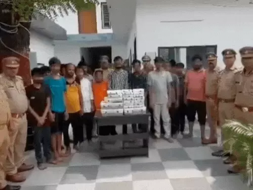 आगरा में पुलिस का जुए-सट्टे पर बड़ा छापा: 23 गिरफ्तार, 5 लाख रुपए से ज्यादा कैश बरामद