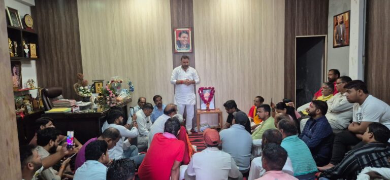 आगरा में सपा का ‘कुंडी खोलो, पोल खोलो’ अभियान: 20 अगस्त से उत्तरी विधानसभा में बीजेपी का ‘झूठ’ बेनकाब करेगी समाजवादी पार्टी