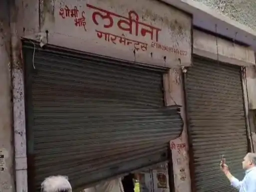 आगरा में शिवाजी मार्केट की दुकान में चोरी, 8 लाख रुपये कैश उड़ा ले गए चोर