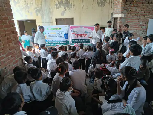 खेरागढ़: छात्रों को सिखाया गया होम कम्पोस्टिंग का तरीका