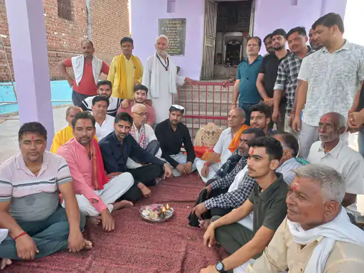 पिनाहट में 300 साल पुरानी रामलीला का मुकुट पूजन के साथ शुभारंभ