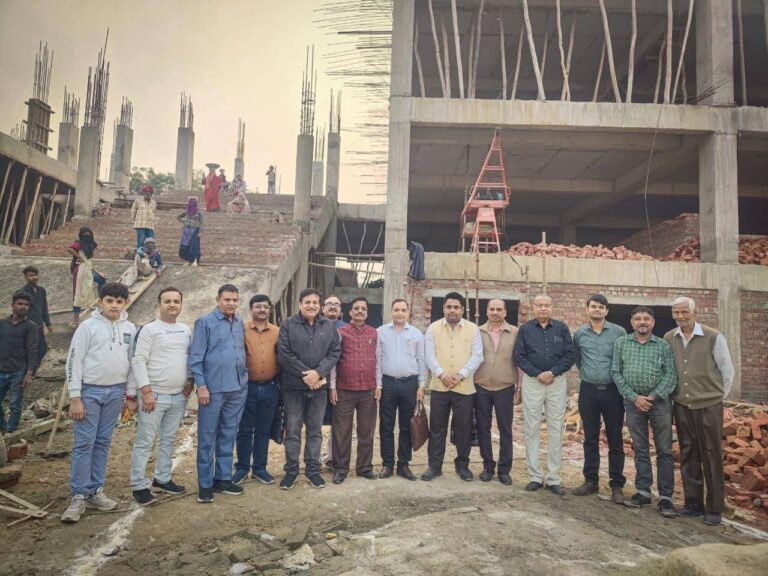 Agra News: 1 वर्ष में खड़ा हुआ VSPS स्कूल का 3 मंजिला ढाँचा; शीघ्र शुरू होगा फिनिशिंग कार्य